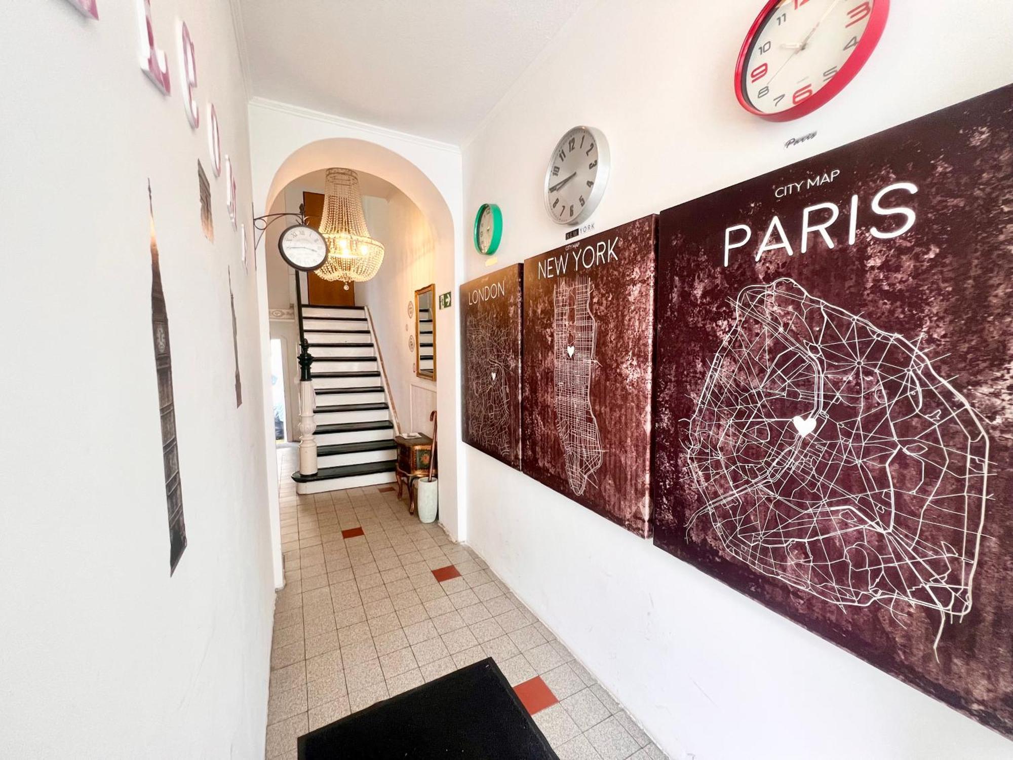 London Suite Fuer 4 Mit Kueche Und Wifi Essen Exterior foto